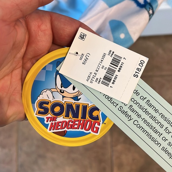 Sonic The Hedgehog 2 piece Pajama Set New with Tags - Picture 5 of 6